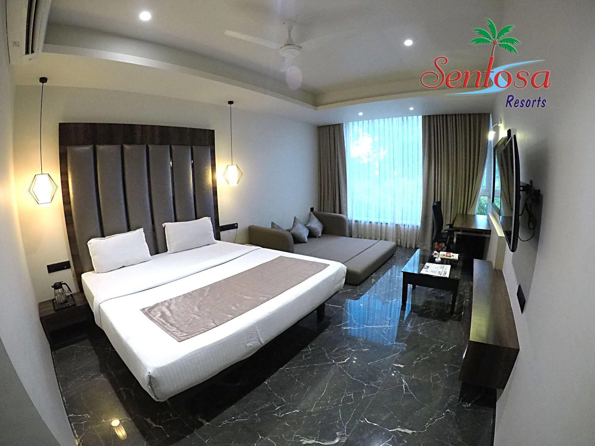 Sentosa Resorts Chinchvad Exterior foto